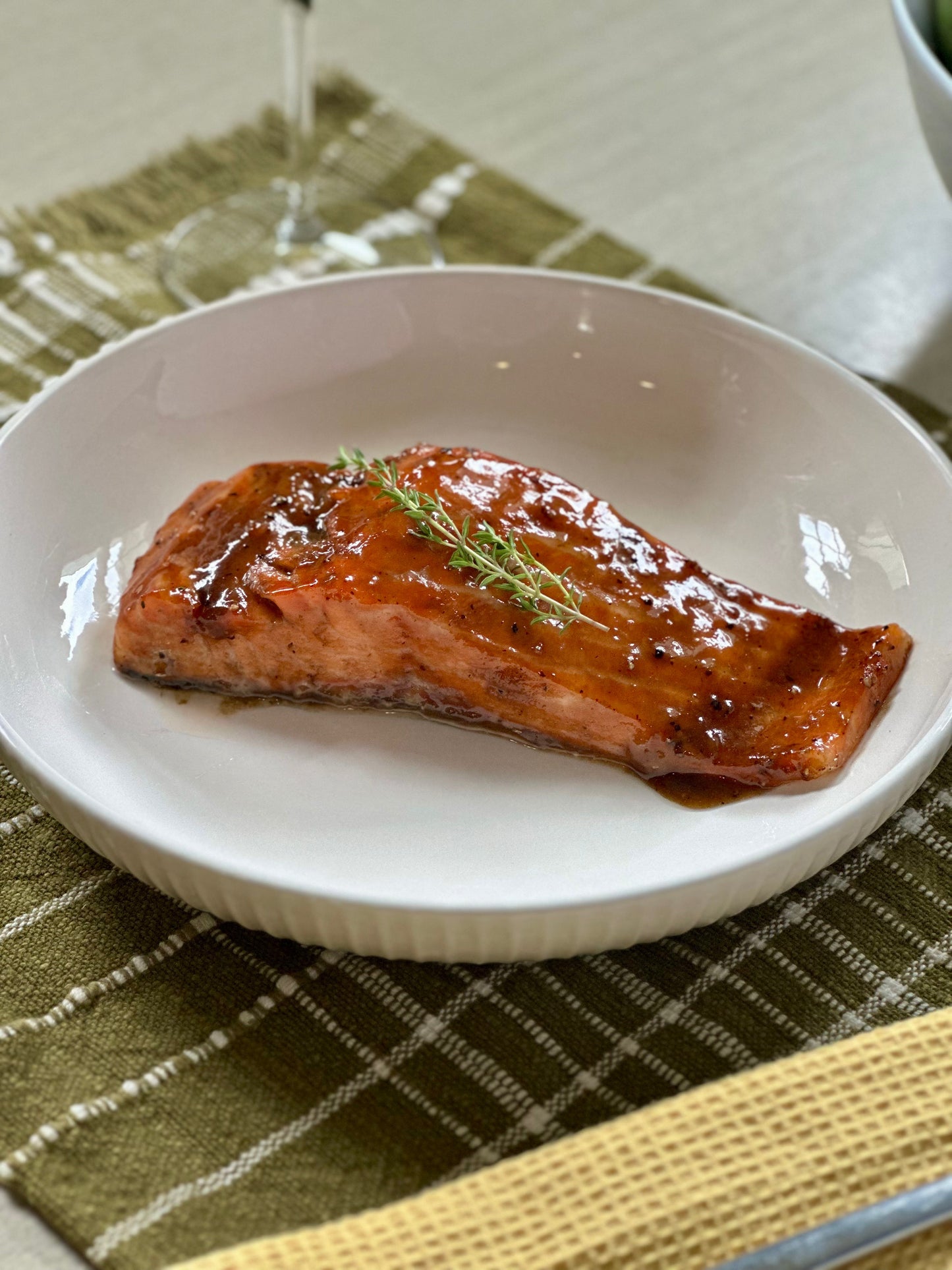 Mango-Glazed Smoked or Oven-Roasted Salmon