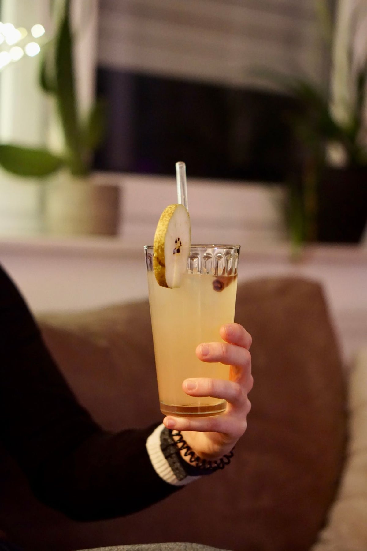 🍐 Vanilla Fig Spritz (Mocktail)